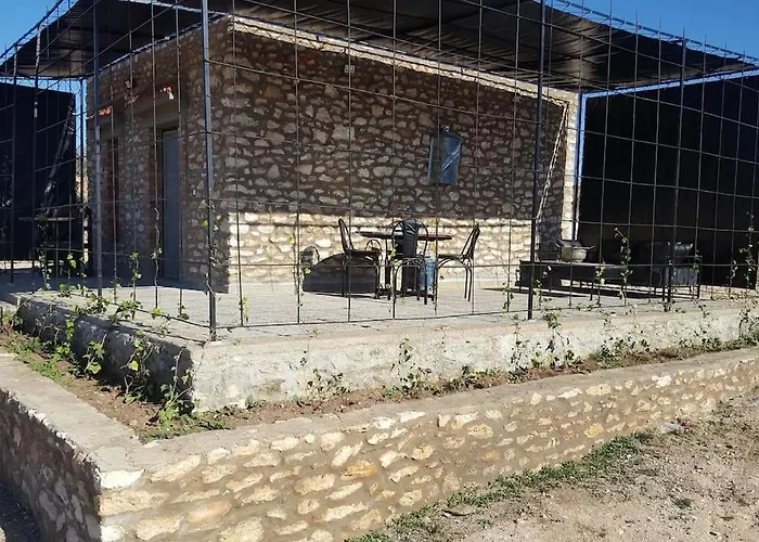 Studio En Pierres Traditionnelle