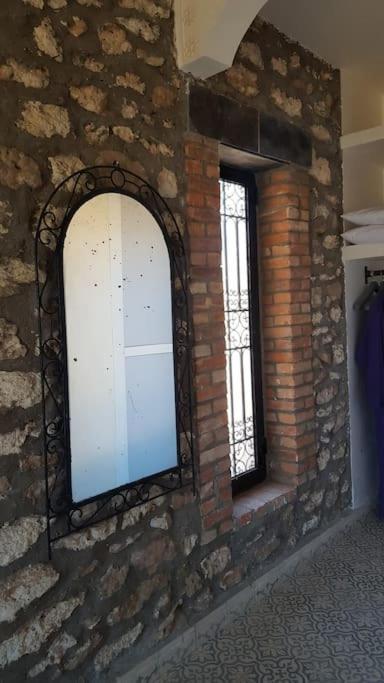 Vakantiehuis Studio En Pierres Traditionnelle *