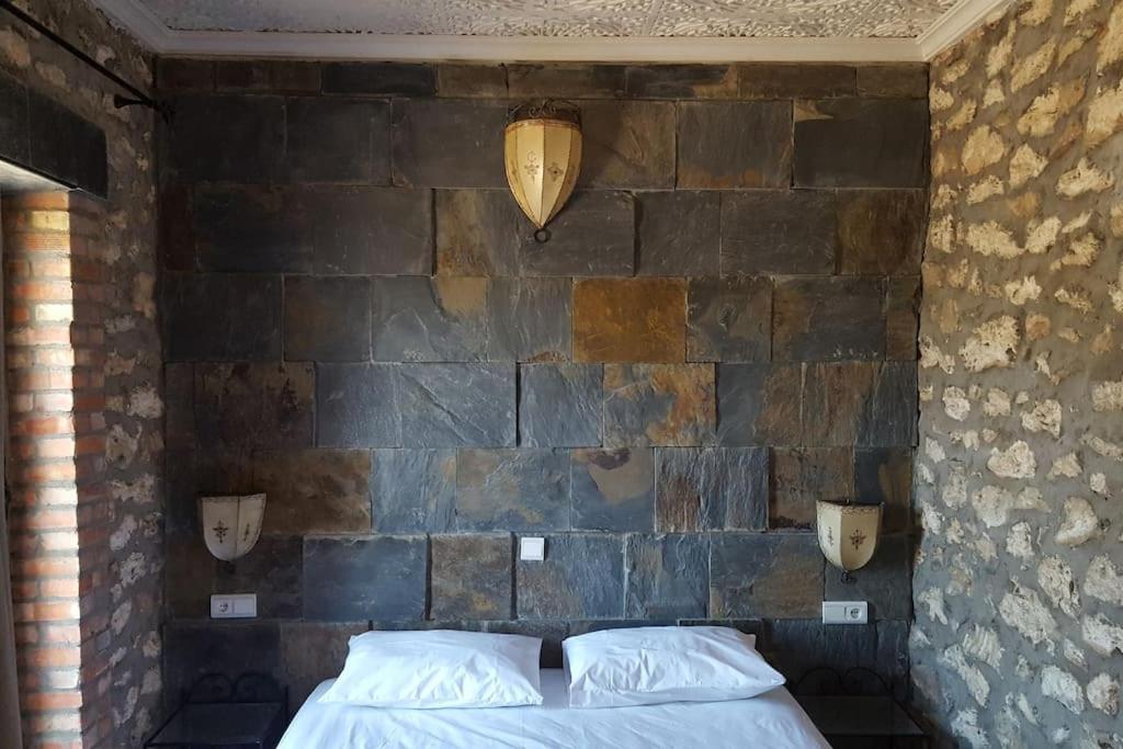 Vakantiehuis Studio En Pierres Traditionnelle *
